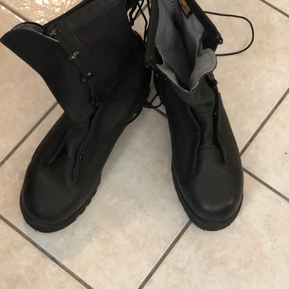 Belleville Vibram  Gore-Tex Military Combat boot - Picture 1 of 6